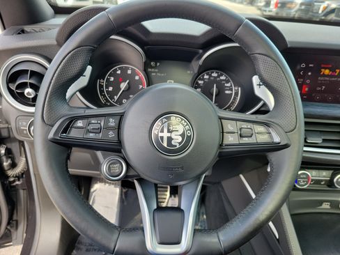 Used 2023 Alfa Romeo Stelvio Sprint RWD image 26