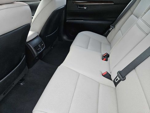 Used 2016 Lexus ES 350 w/ Premium Package w/Wood Trim image 29