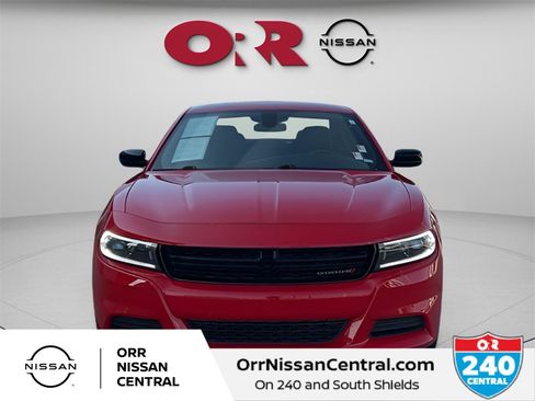 Used 2023 Dodge Charger SXT image 2