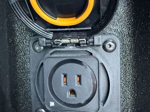 Used 2022 GMC Sierra 1500 Denali image 12