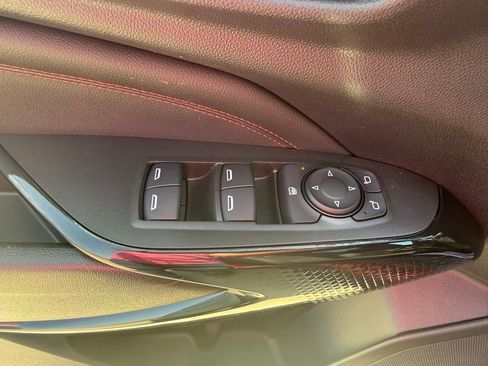 New 2026 Chevrolet Trax RS w/ Sunroof Package image 26