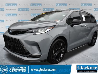 Used 2025 Toyota Sienna XSE