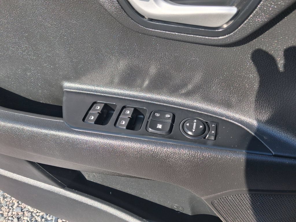 Used 2022 Kia Rio LX FWD image 4