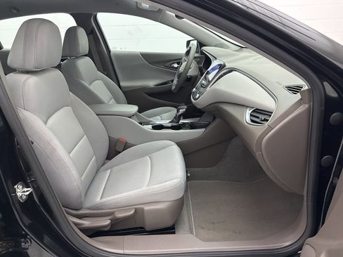 Used 2022 Chevrolet Malibu LS w/ Driver Confidence Package II image 34