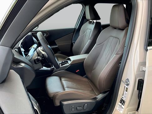 New 2026 BMW X3 xDrive30i w/ Premium Package AWD/4WD image 9