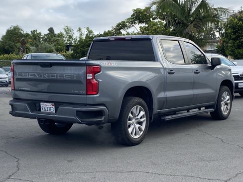 Used 2022 Chevrolet Silverado 1500 Custom image 3