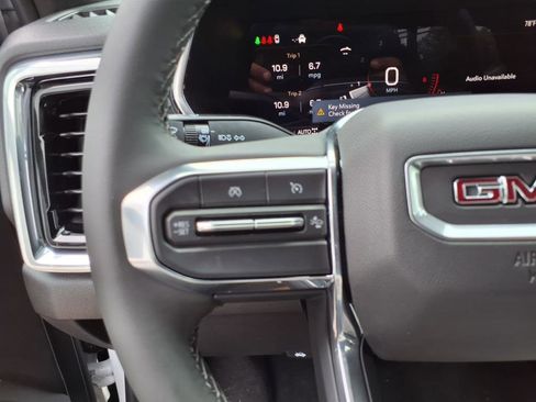 New 2026 GMC Canyon Elevation w/ Convenience Package image 13