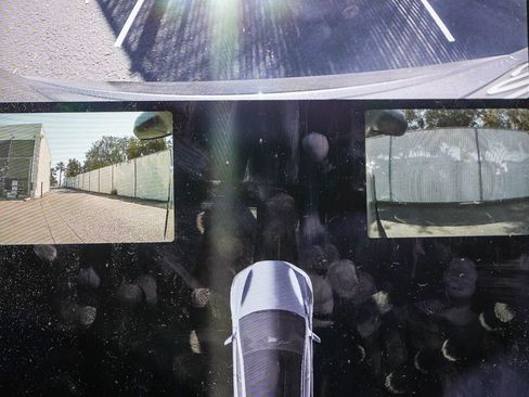 Used 2018 Tesla Model S 75D image 22