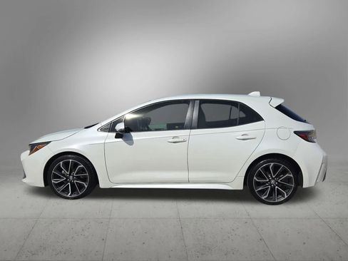 Used 2019 Toyota Corolla XSE image 3