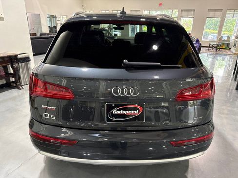 Used 2019 Audi Q5 2.0T Premium Plus w/ Premium Plus Package AWD/4WD image 6