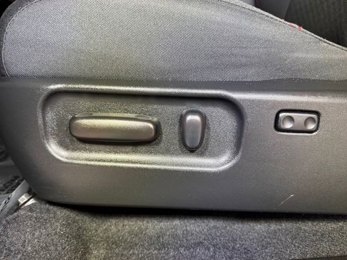 Used 2022 Toyota Tacoma SR5 image 23