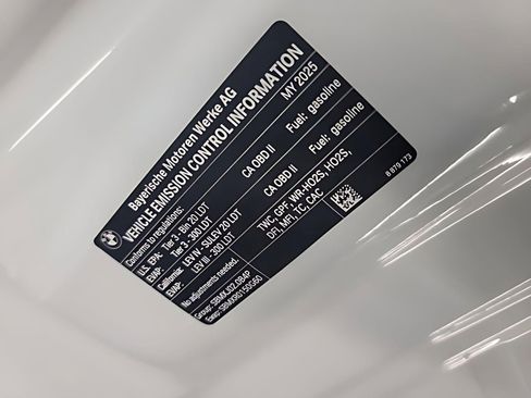 Used 2025 BMW X3 xDrive30i w/ Convenience Package image 27