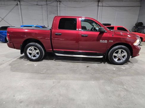 Used 2015 RAM 1500 Express image 17
