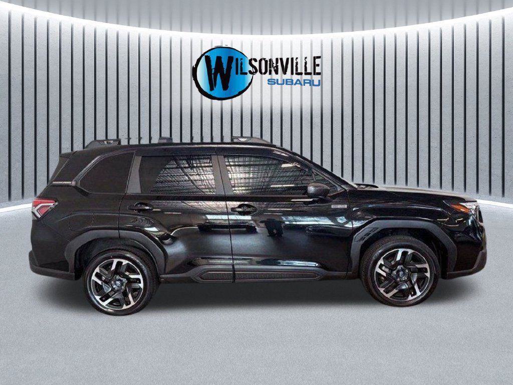 Used 2025 Subaru Forester Premium AWD/4WD image 14