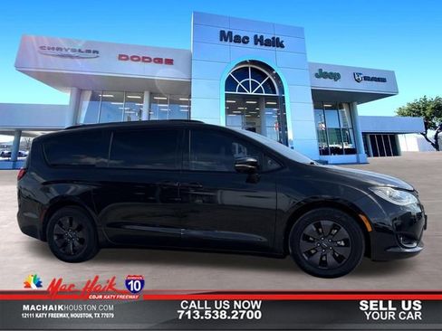 Used 2020 Chrysler Pacifica Limited w/ Advanced Safetytec Group image 1