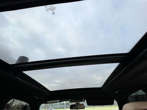 Used 2011 BMW X5 xDrive50i image 31