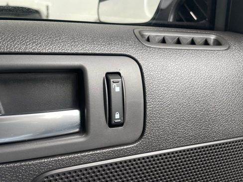 Used 2012 Ford Mustang Shelby GT500 w/ SVT Performance Pkg image 43