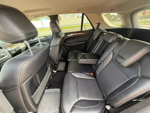 Used 2014 Mercedes-Benz ML 350 BlueTEC 4MATIC image 9