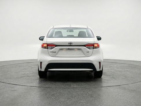 Used 2025 Toyota Corolla LE FWD image 7
