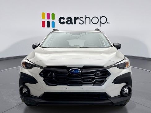 Used 2024 Subaru Crosstrek 2.0i Premium AWD/4WD image 8
