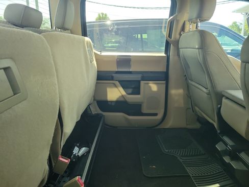 Used 2018 Ford F150 XLT w/ Equipment Group 301A Mid RWD image 10