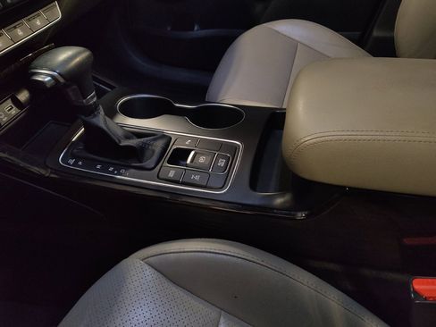 Used 2019 Kia Sorento EX w/ EX Touring Package image 26