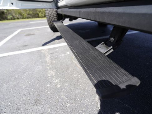 Used 2023 Ford F250 Lariat w/ Lariat Ultimate Package image 53