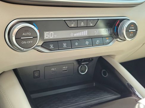 Certified 2023 Nissan Altima 2.5 SL FWD image 31
