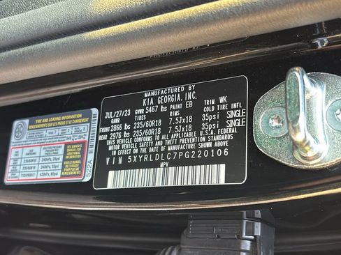 Used 2023 Kia Sorento S w/ Panoramic Sunroof Package AWD/4WD image 33