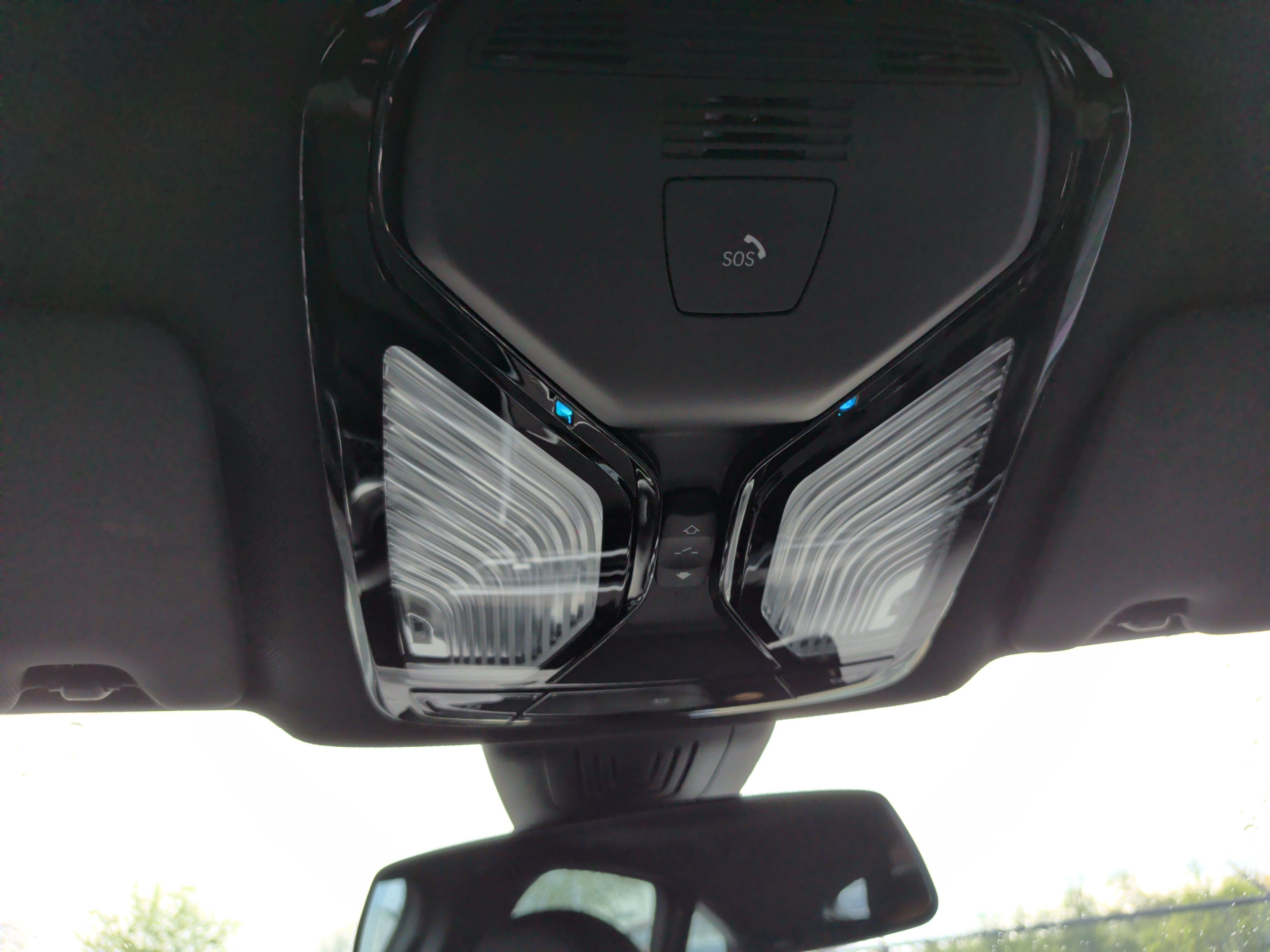 Used 2023 BMW i4 eDrive40 w/ M Sport Package RWD image 27