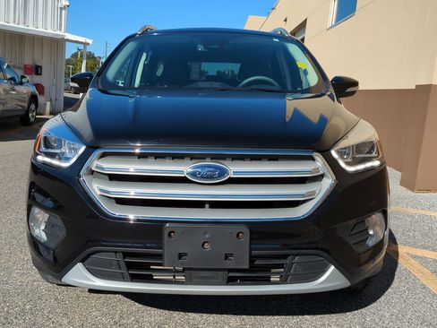 Used 2019 Ford Escape Titanium image 9