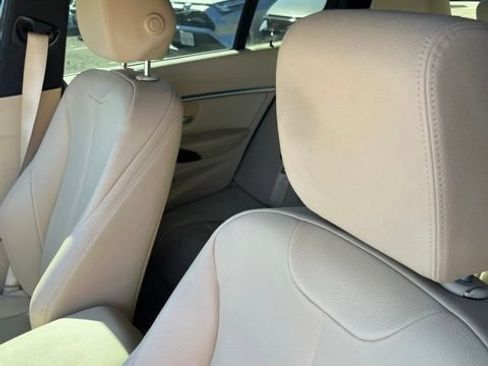 Used 2016 BMW 340i Sedan RWD image 11