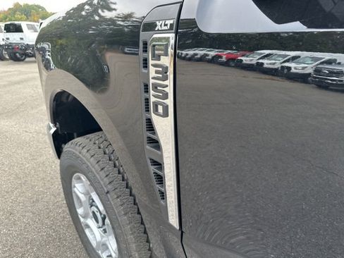 New 2026 Ford F350 XLT w/ FX4 Off-Road Package image 11