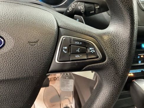 Used 2017 Ford Escape SE image 20