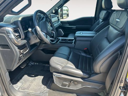 Used 2025 Ford F450 Platinum w/ FX4 Off-Road Package AWD/4WD image 9