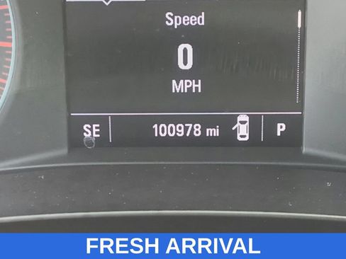 Used 2021 Chevrolet Malibu LS FWD image 26