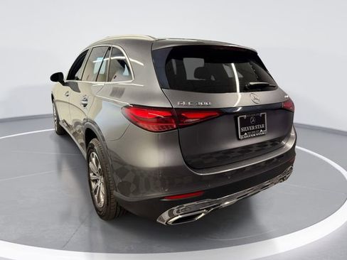 Used 2023 Mercedes-Benz GLC 300 4MATIC image 4
