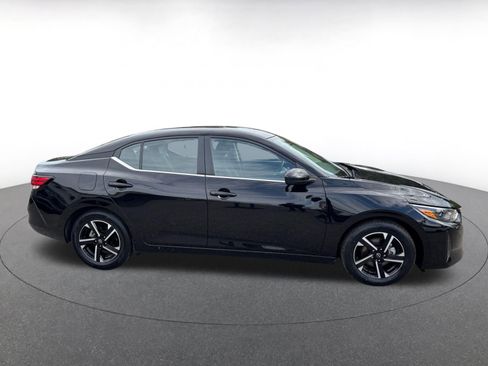 Used 2025 Nissan Sentra SV FWD image 15