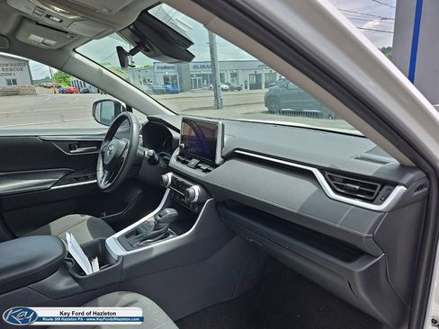 Used 2024 Toyota RAV4 XLE w/ Weather Package AWD/4WD image 15