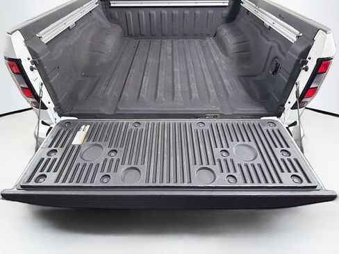 Certified 2024 Nissan Frontier SV w/ SV Convenience Package image 26