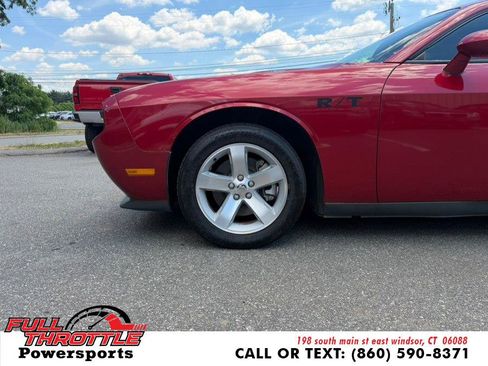 Used 2009 Dodge Challenger R/T RWD image 23