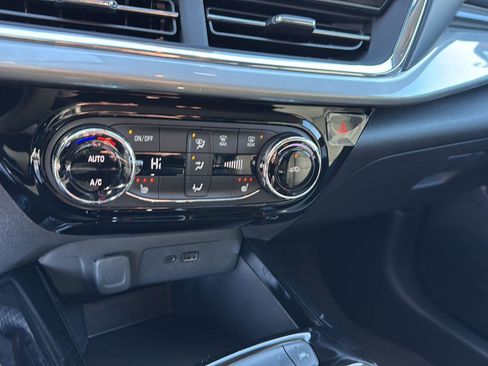 New 2026 Chevrolet Trax LT w/ Driver Confidence Package image 23