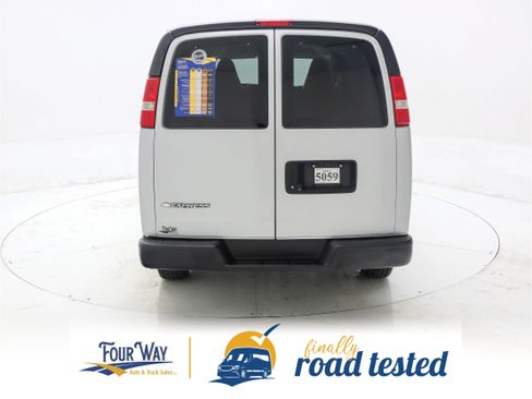 Used 2017 Chevrolet Express 2500 LS image 5