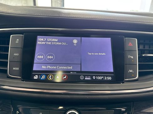 Used 2021 Buick Enclave Avenir w/ Avenir Technology Package AWD/4WD image 27