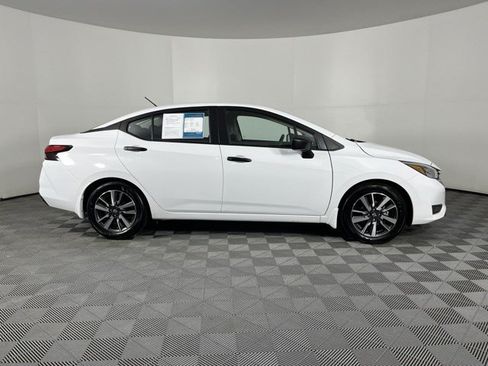 Used 2025 Nissan Versa S w/ S Plus Package FWD image 9