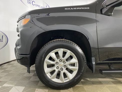 Used 2023 Chevrolet Silverado 1500 Custom image 26