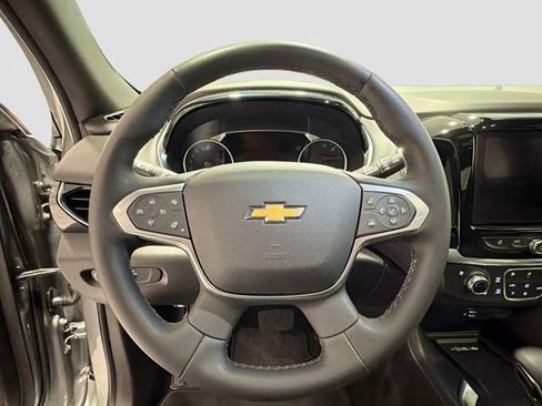 Used 2023 Chevrolet Traverse High Country image 10