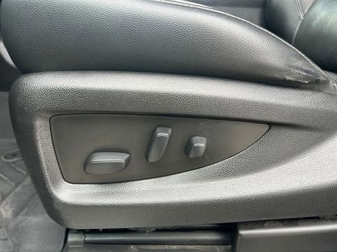 Used 2020 Chevrolet Tahoe Premier w/ Premier 6.2L Value Package image 22