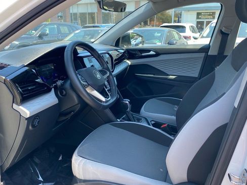 Used 2024 Volkswagen Taos S image 13