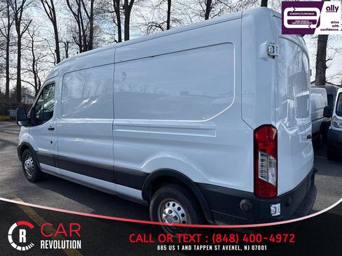 Used 2020 Ford Transit 250 Medium Roof AWD image 4